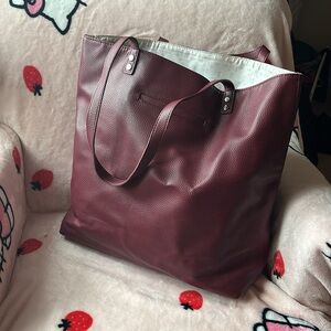thirty one jewell burgundy purse !!